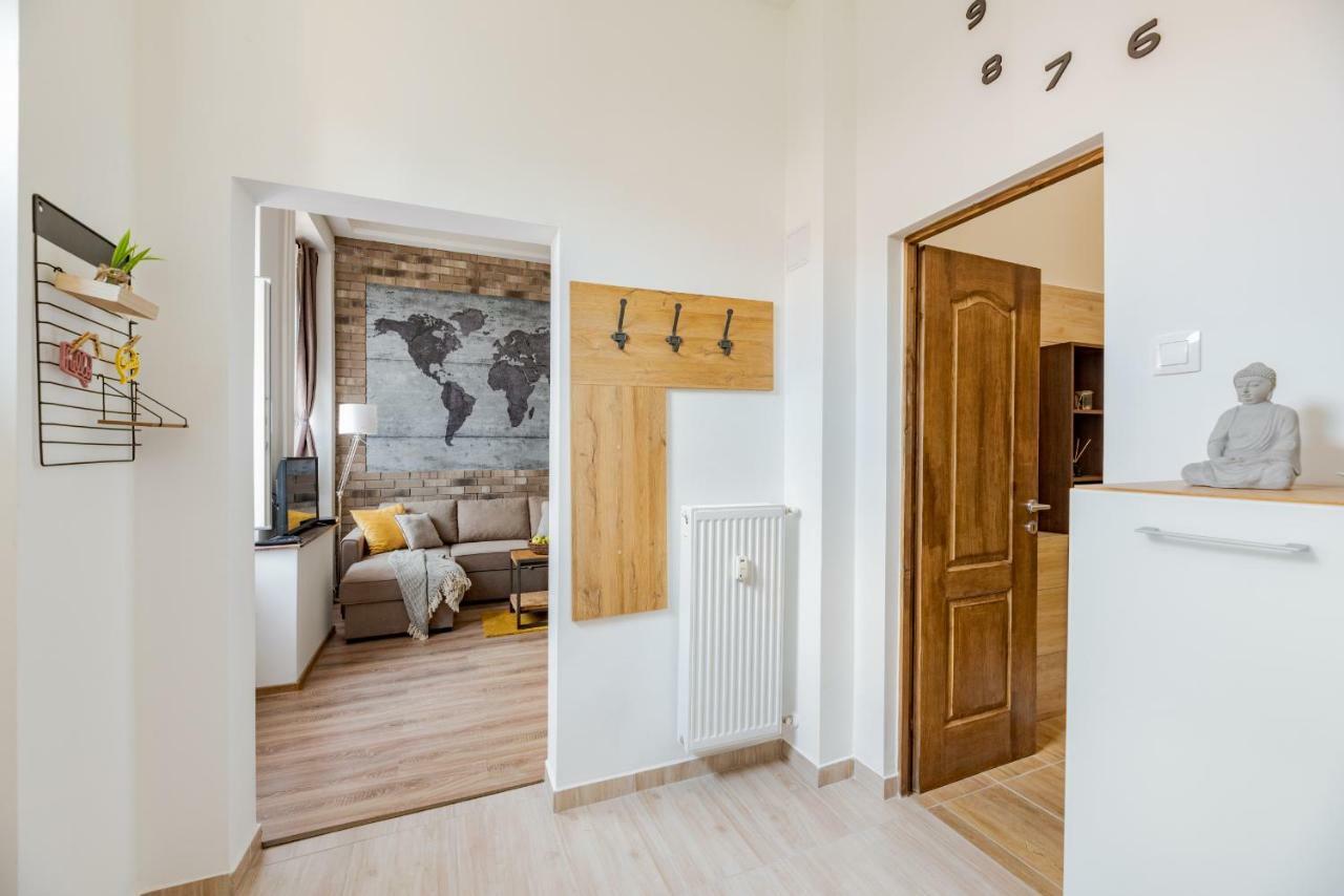 Central Kira Apartment Budapest Esterno foto
